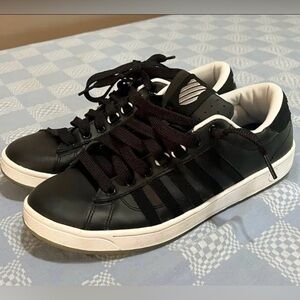 Men’s K-Swiss Casual Sneaker - Size 10